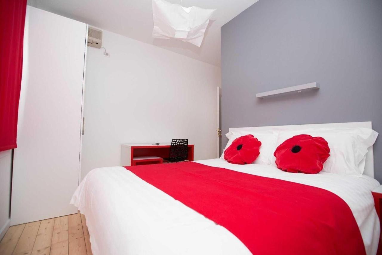 Hotel Rimini Tirana Buitenkant foto