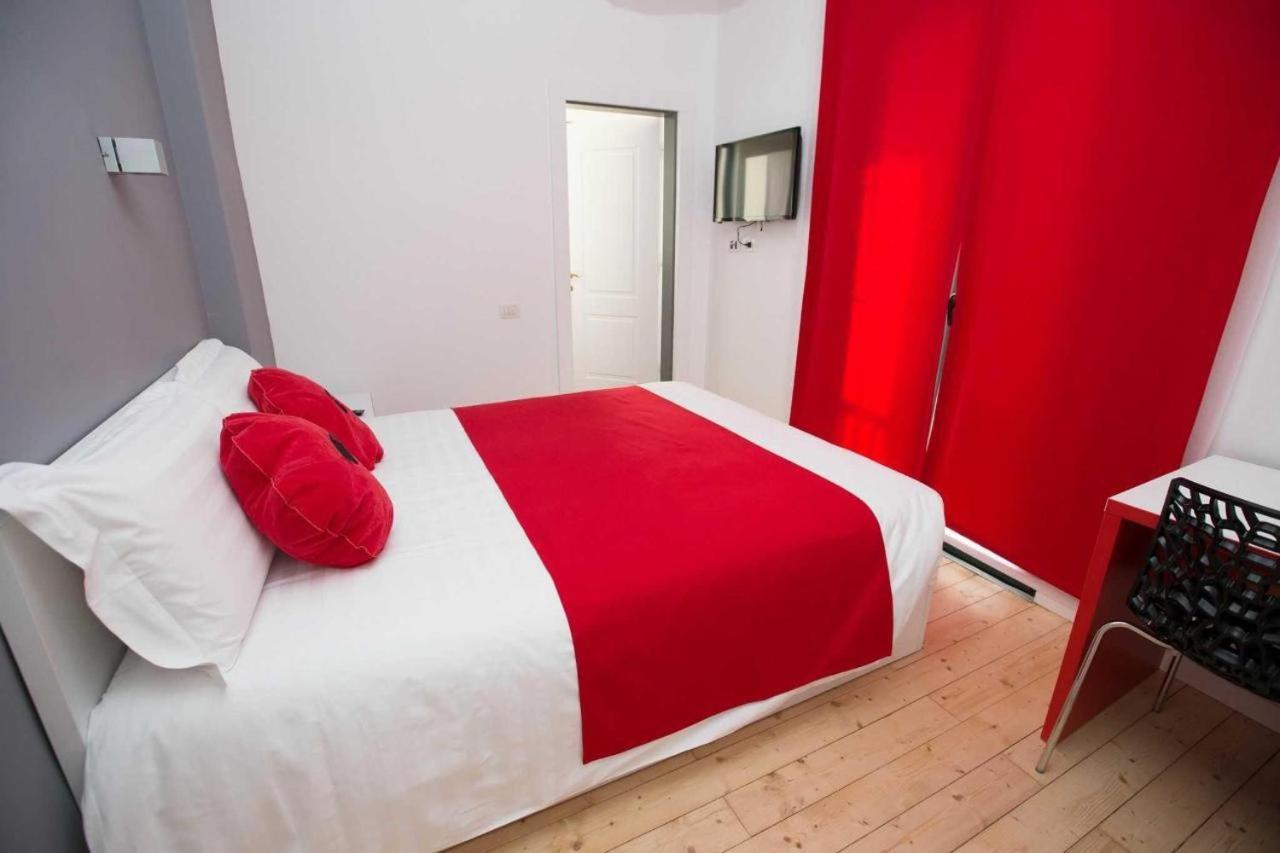 Hotel Rimini Tirana Buitenkant foto