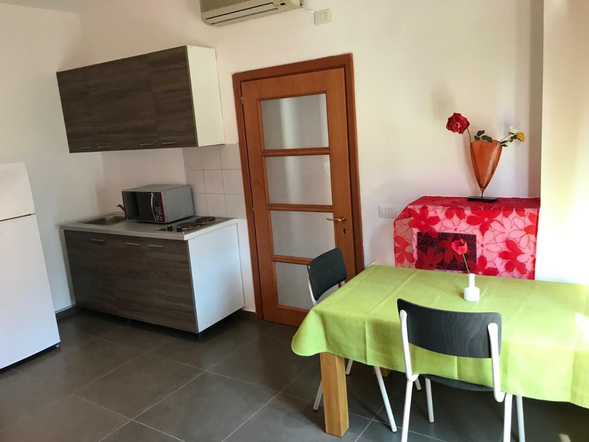 Hotel Rimini Tirana Buitenkant foto